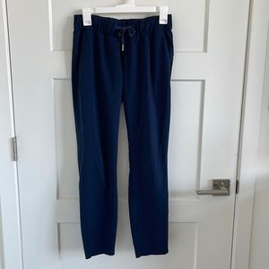 Lululemon Navy Align Joggers - Size 4
